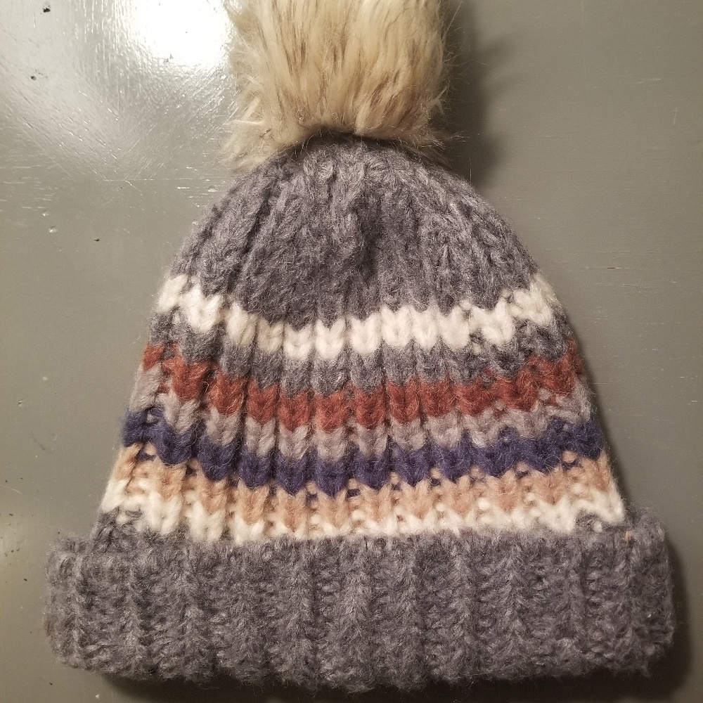 Lucky Brand Chunky Knit Pom Beanie